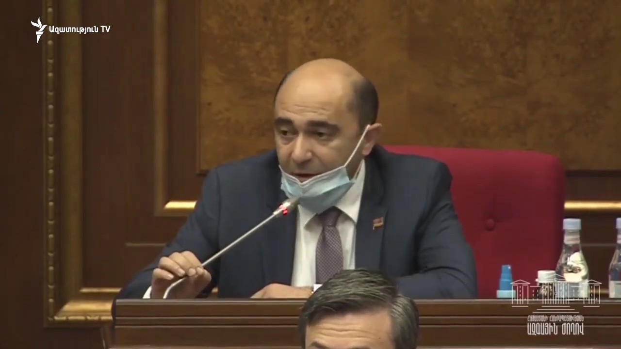 ԱԺ-ն առաջին ընթերցմամբ ընդունեց զինծառայության ժամկետը կրճատելու մասին նախագիծը